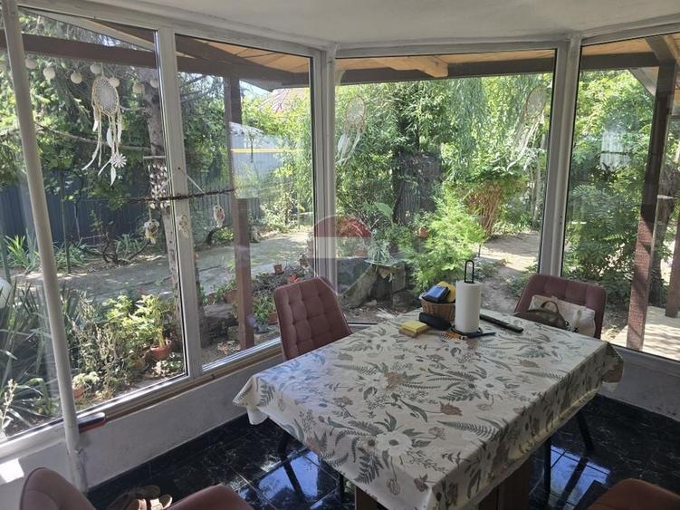 Casă cu 2 camere cu Teren 531 Mp în Central