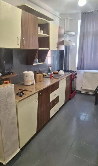 Apartament cu 2 camere semidecomandat în Ultracentral