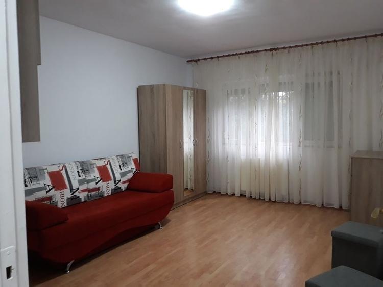 Apartament cu 2 camere decomandat în Doamna Ghica