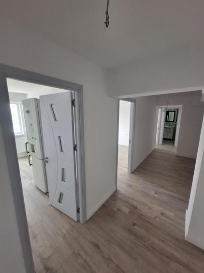 Apartament cu 3 camere decomandat în Ultracentral