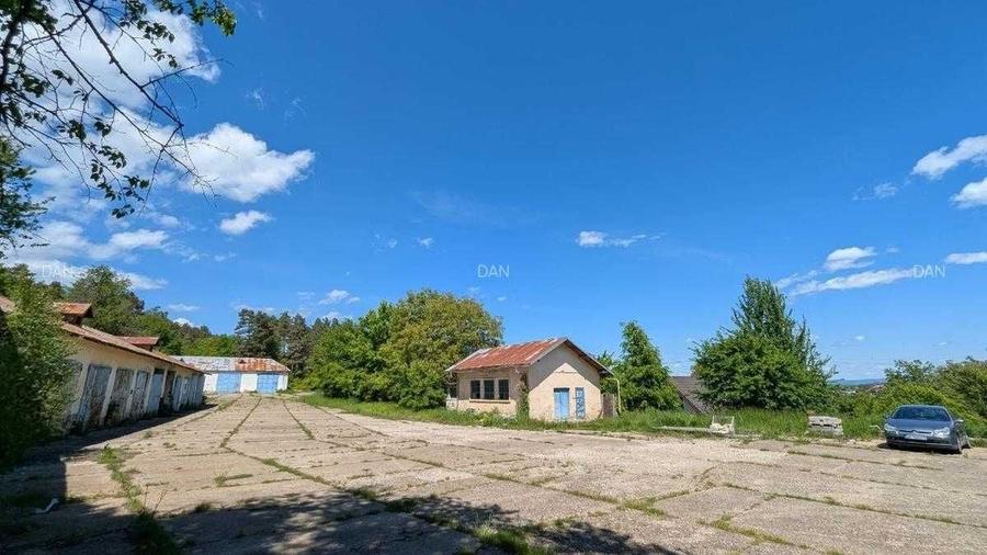 Spațiu comercial, de 15,000 mp, în Central
