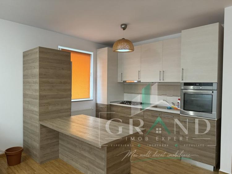 Apartament cu 2 camere semidecomandat, mobilat în Borhanci