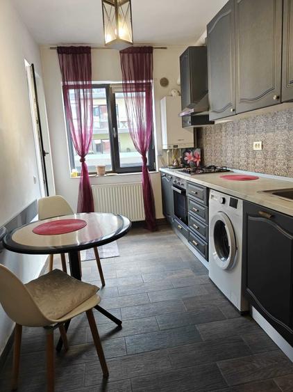 Apartament cu 2 camere decomandat în Grozăvești