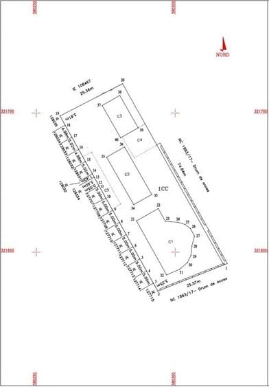 Casă individuală cu 14 camere cu Teren 2090 Mp în Central