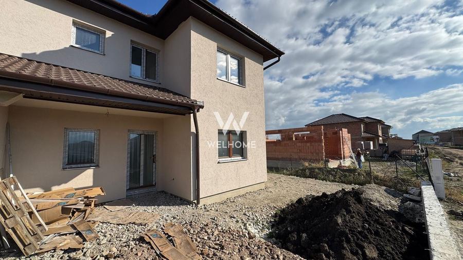 Duplex cu 5 camere cu Canalizare în Șura Mică