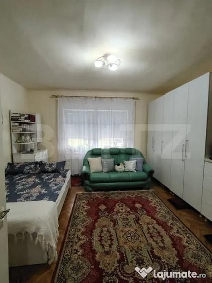 Casă cu 3 camere cu Teren 398 Mp în Central
