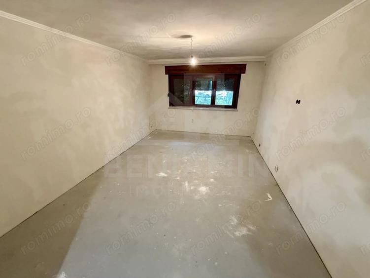 Apartament cu 3 camere decomandat în Brazda lui Novac