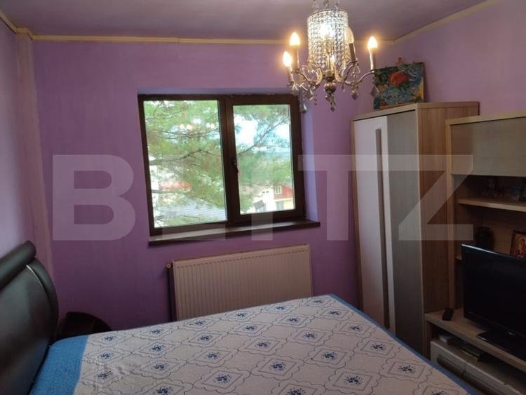 Apartament cu 2 camere semidecomandat, mobilat în Micro 9