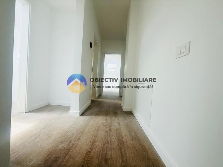 Apartament cu 3 camere decomandat în Calea Romanului