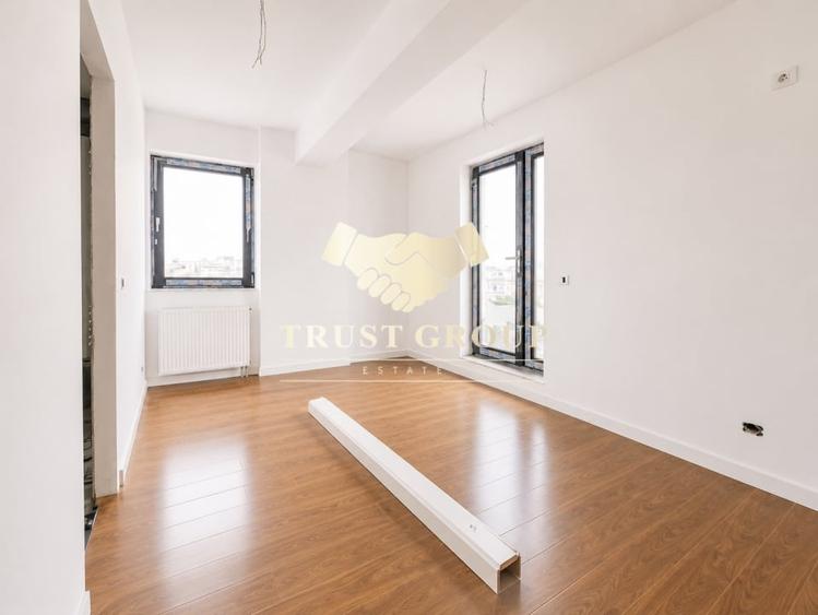 Apartament cu 3 camere decomandat în Foișorul de Foc