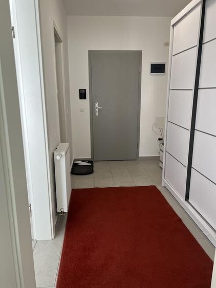 Garsonieră decomandată în Avantgarden