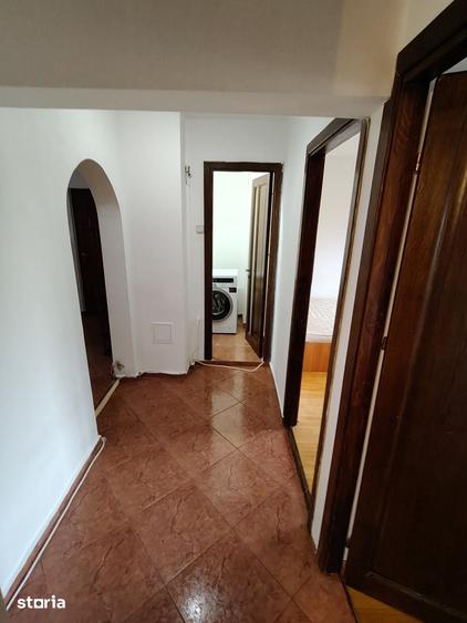 Apartament cu 3 camere decomandat în Centrul Civic
