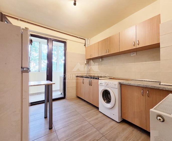 Apartament cu 2 camere decomandat, mobilat în Mihai Bravu