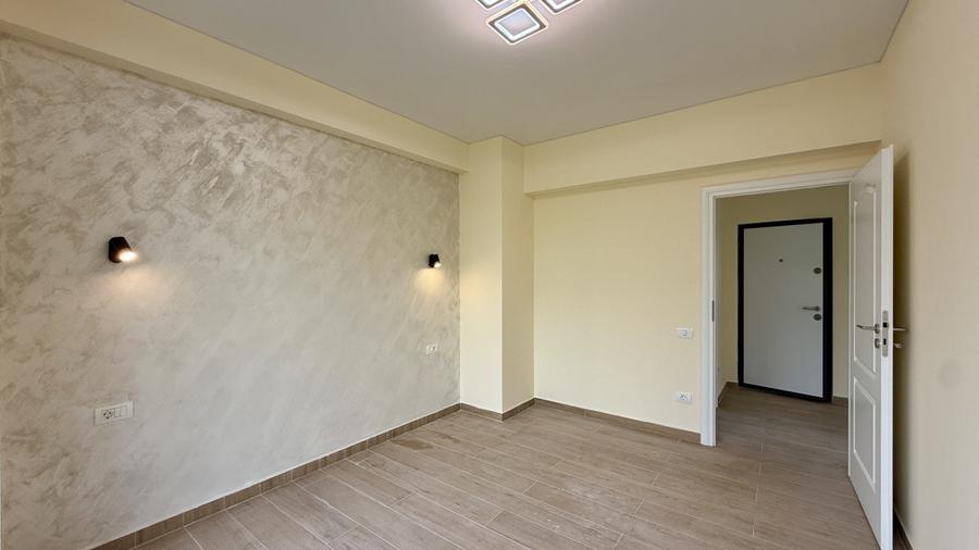 Apartament la PISCINĂ, curte proprie, finalizat, Parcare bonus - 16