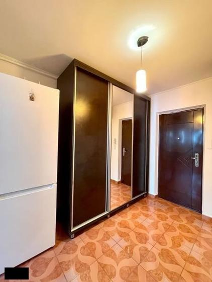 Apartament cu 2 camere decomandat în Basarabia