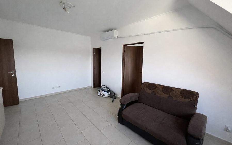 Apartament cu 3 camere Calea Lipovei - 3