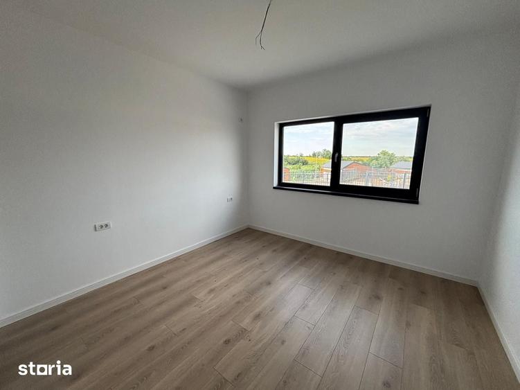 Casă cu 3 camere cu Teren 607 Mp în Berceni