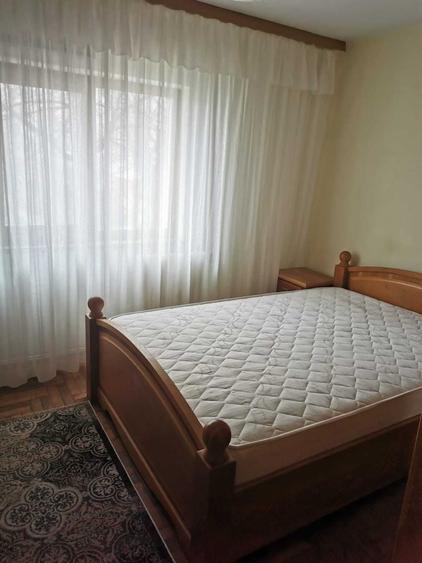 Apartament cu 3 camere decomandat în Energiei