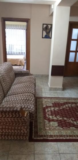 Casă cu 15 camere cu Canalizare în Delfinariu