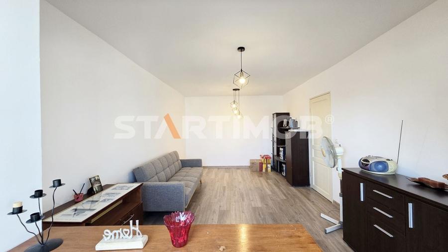 Apartament cu 2 camere decomandat în Județean