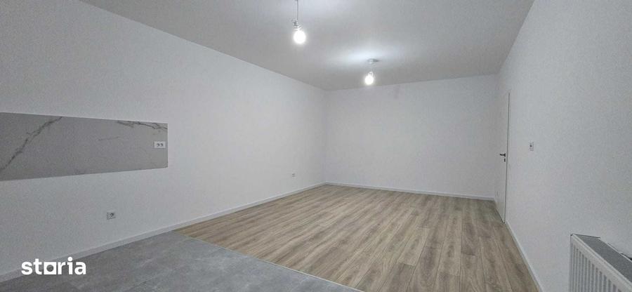 Apartament cu 2 camere în Tractorul