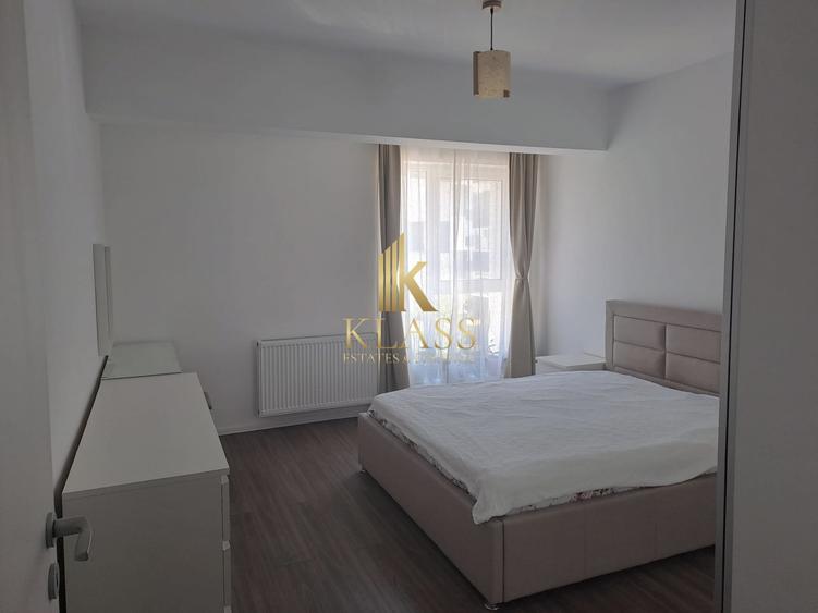 Apartament cu 3 camere decomandat, mobilat în Berceni