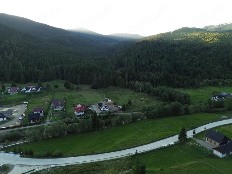 Teren de 3000 mp, în Brodina