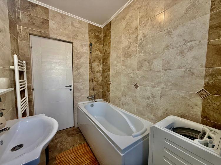Apartament cu 2 camere decomandat în Păcurari