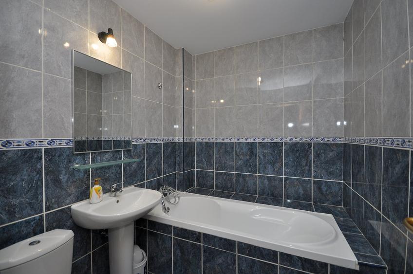 Apartament cu 3 camere în 13 Septembrie