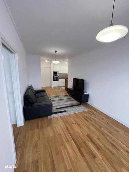 Apartament cu 3 camere în Jiului