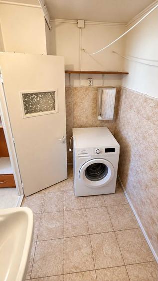 Apartament cu 2 camere semidecomandat în Tractorul