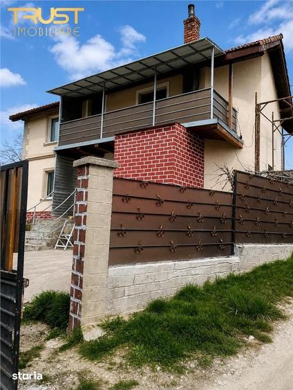 Casă cu 3 camere cu Teren 730 Mp în Bonț