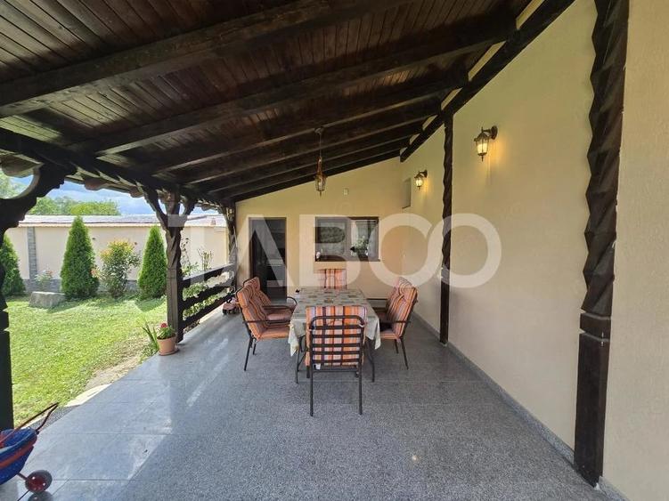 Casă cu 3 camere cu Teren 1255 Mp în Colun