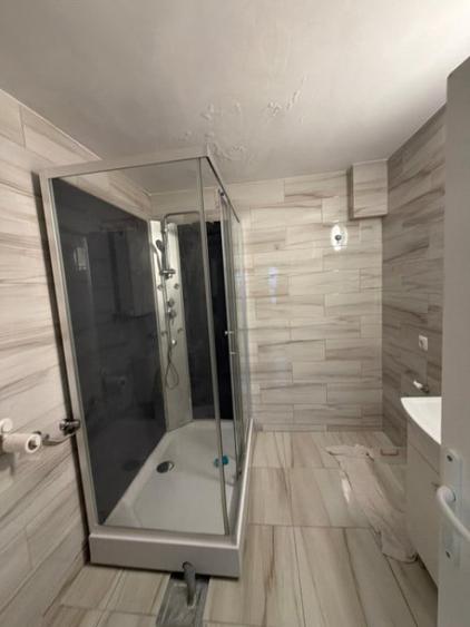 Casă cu 3 camere cu Teren 300 Mp în Delfinariu