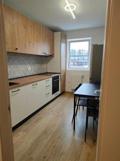 Apartament cu 3 camere decomandat, mobilat în Theodor Pallady