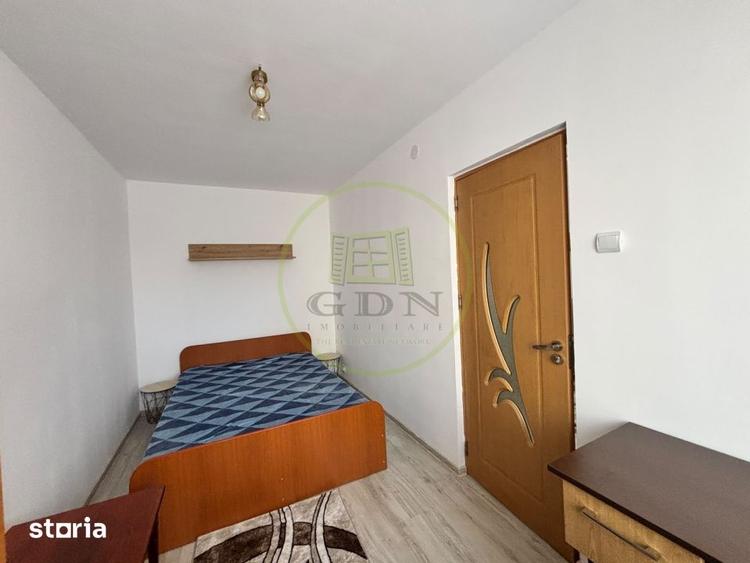 Apartament cu 2 camere semidecomandat, mobilat în Valea Rosie