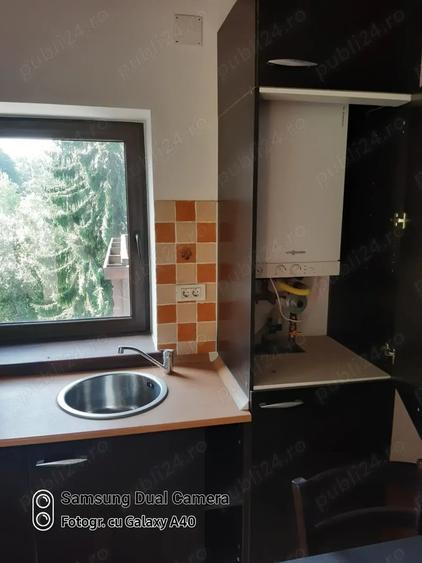 Apartament cu 4 camere decomandat în Forestier