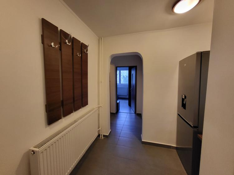 Apartament cu 2 camere decomandat în Drumul Taberei