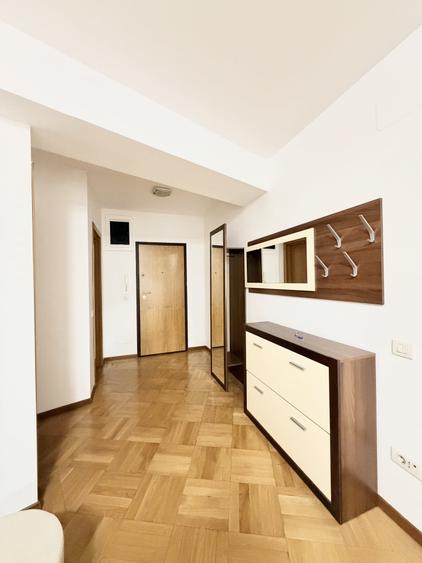 Apartament cu 3 camere semidecomandat, mobilat în Herăstrău
