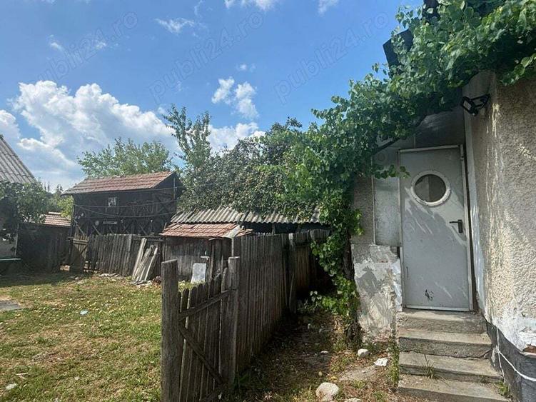 Casă cu 3 camere în Copăceni