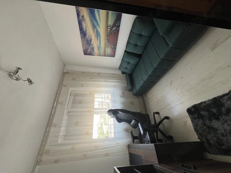 Apartament cu 3 camere semidecomandat în Central
