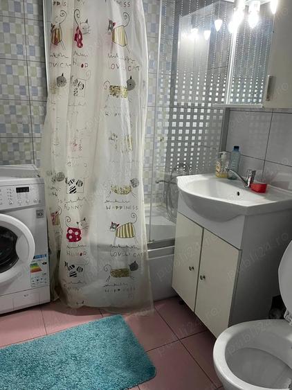 Apartament cu 2 camere semidecomandat în Dacia