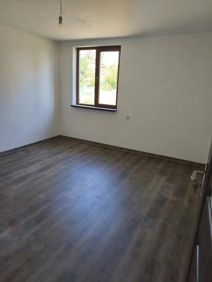 Casă cu Teren 340 Mp în Santăul Mare