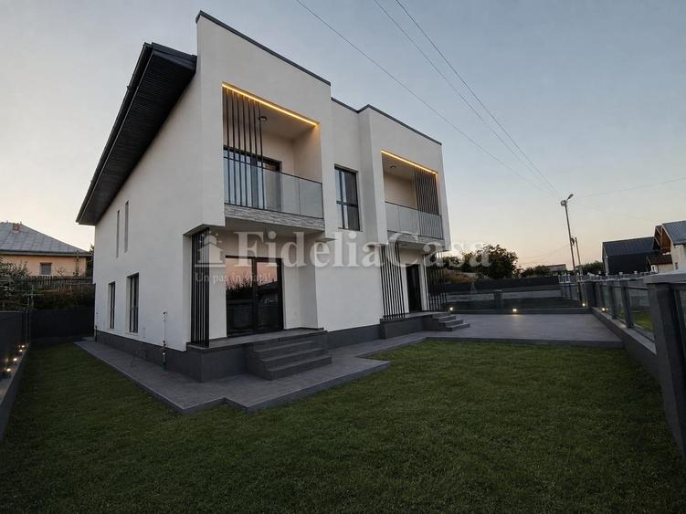 Casă cu 4 camere cu Teren 300 Mp în Valea Lupului