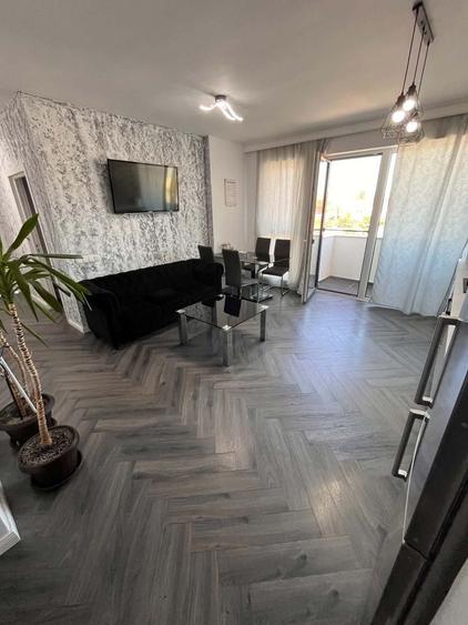 Vand apartament cu 3 camere - 1