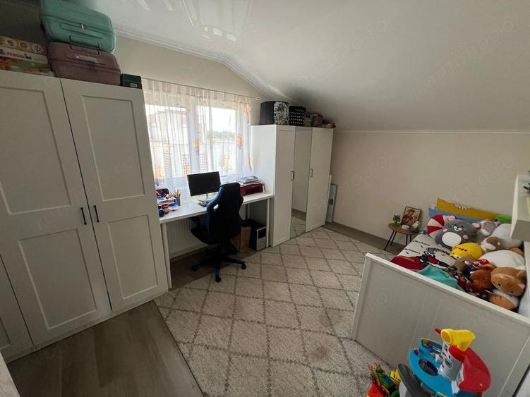 Casă cu 3 camere cu Teren 250 Mp în Giroc
