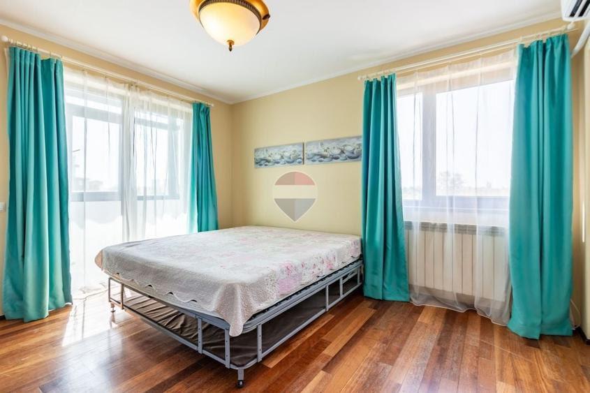 Apartament cu 3 camere semidecomandat, mobilat în Sisești