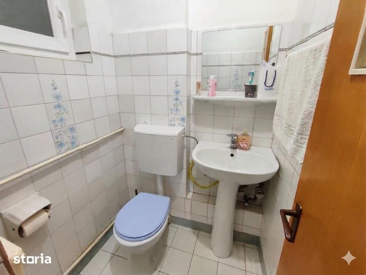 Apartament cu 3 camere decomandat în Ștefan cel Mare