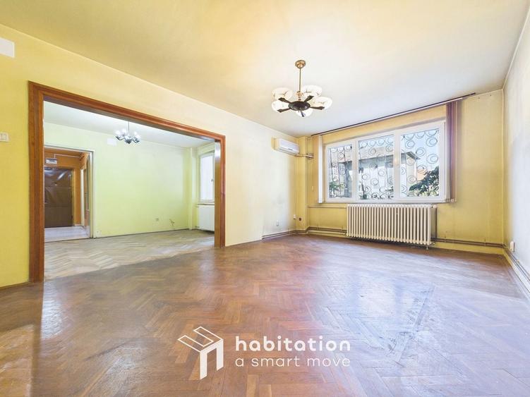 Apartament cu 4 camere semidecomandat în Central
