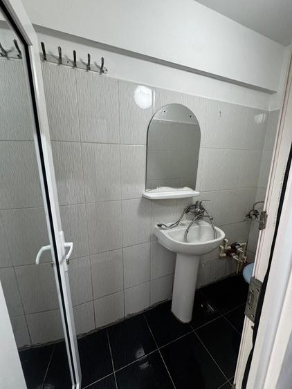Garsonieră în CET